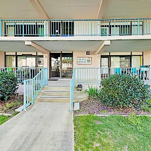 https://beach-house.ocean-city-hotels.net