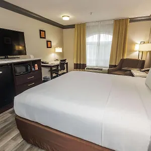 https://comfort-inn-suites-near-universal-n-hollywood-burbank.topanaheimhotels.com